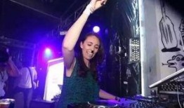 娱乐圈爆料俄罗斯转盘,俄罗斯转盘惊现明星命运大考验！